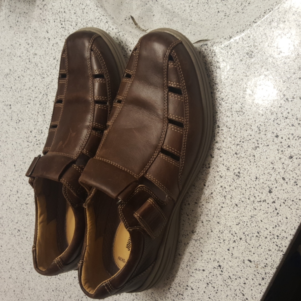 Johnston and Murphy,size 11.5,sheepskin shoes